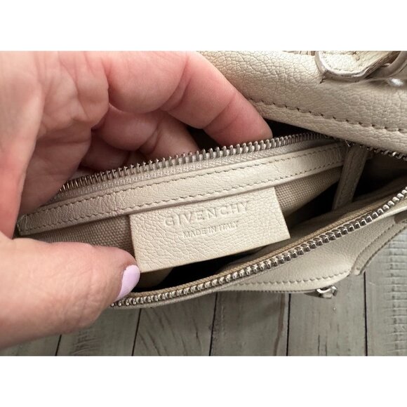 Givenchy Small Pandora Leather Crossbody Bag White/Cream - Picture 11 of 13